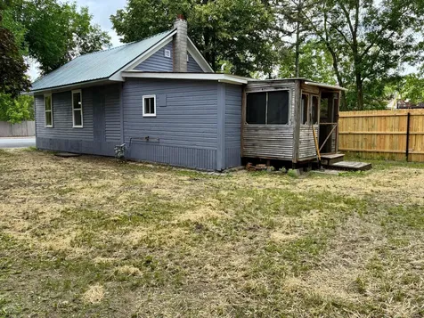 109 Main Street NW Bethel MN 55005