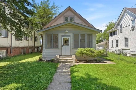 3944 Oakland Avenue Minneapolis MN 55407