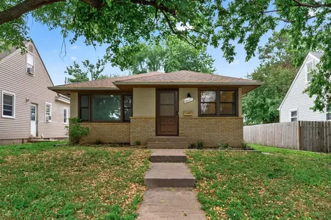 5037 4th Street NE Columbia Heights MN 55421