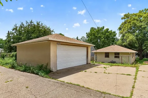 5037 4th Street NE Columbia Heights MN 55421