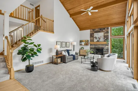 6699 Mulberry Circle E Chanhassen MN 55317