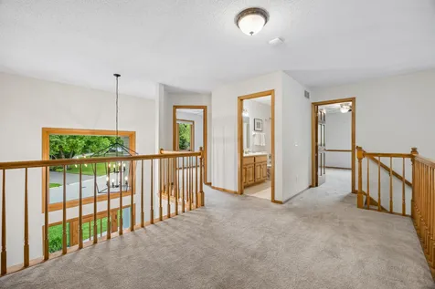 6699 Mulberry Circle E Chanhassen MN 55317