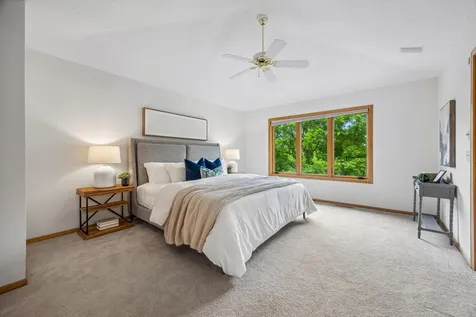 6699 Mulberry Circle E Chanhassen MN 55317