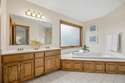 6699 Mulberry Circle E Chanhassen MN 55317