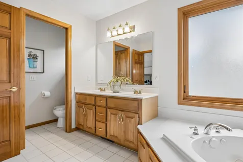 6699 Mulberry Circle E Chanhassen MN 55317