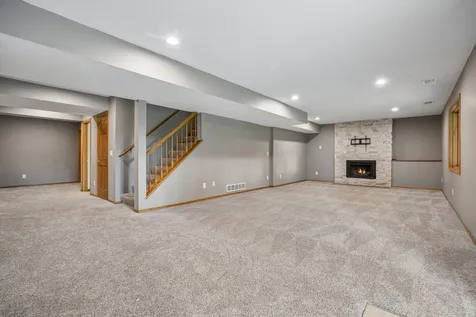 6699 Mulberry Circle E Chanhassen MN 55317