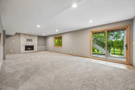 6699 Mulberry Circle E Chanhassen MN 55317