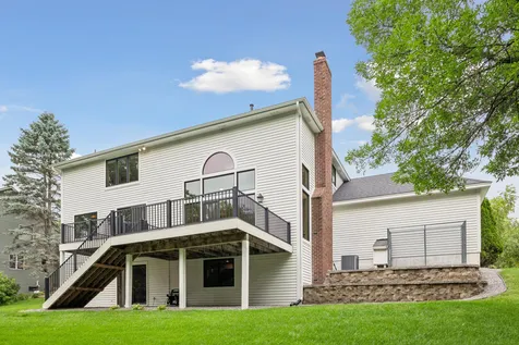 6699 Mulberry Circle E Chanhassen MN 55317