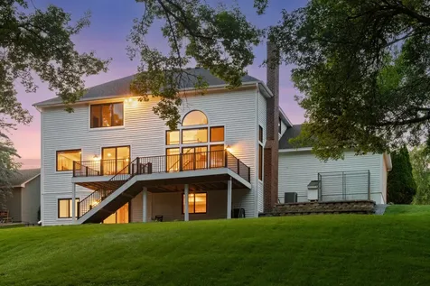 6699 Mulberry Circle E Chanhassen MN 55317