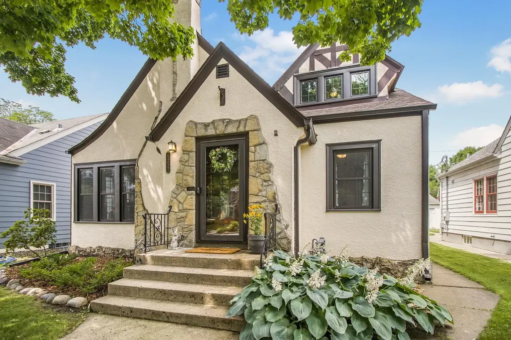 5252 James Avenue S Minneapolis MN 55419