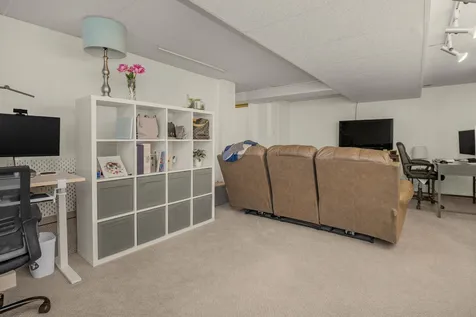 5252 James Avenue S Minneapolis MN 55419