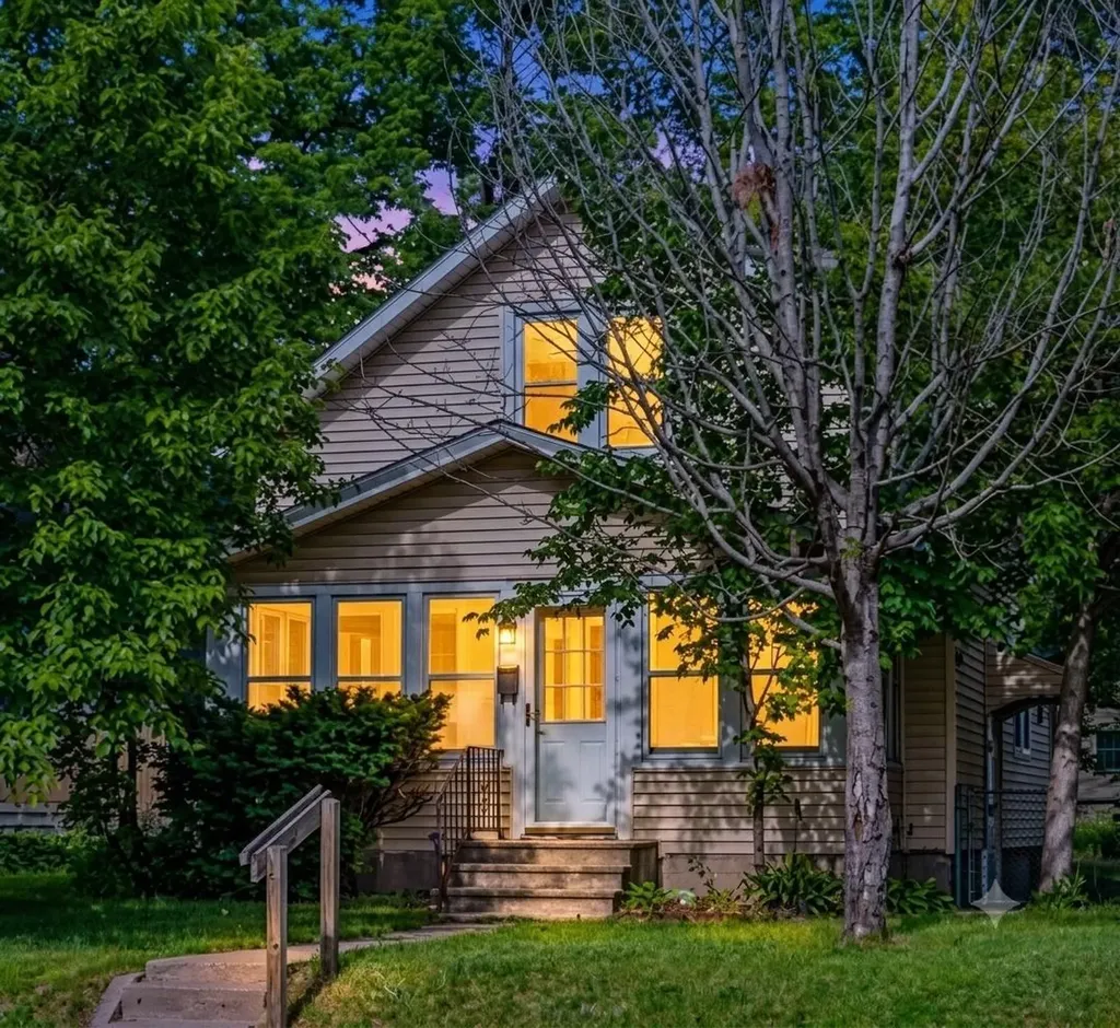 4731 Bryant Avenue N Minneapolis MN 55430