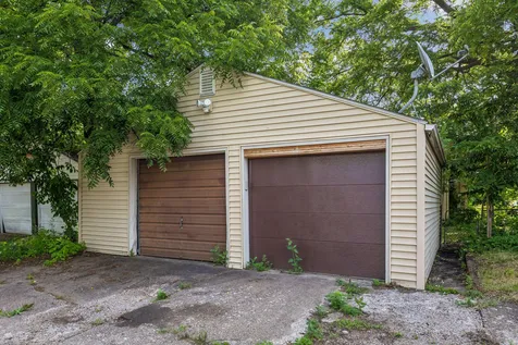 4731 Bryant Avenue N Minneapolis MN 55430