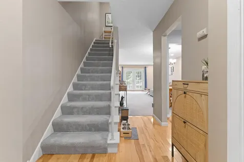 1860 Mcmenemy Street Maplewood MN 55117