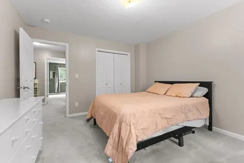 1860 Mcmenemy Street Maplewood MN 55117