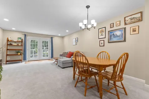 1860 Mcmenemy Street Maplewood MN 55117