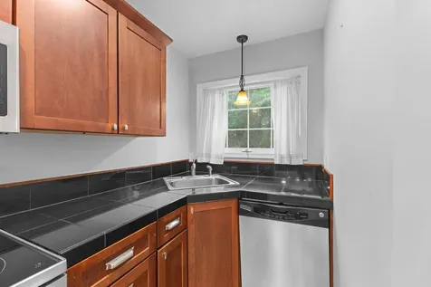 1860 Mcmenemy Street Maplewood MN 55117