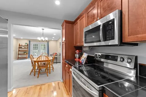 1860 Mcmenemy Street Maplewood MN 55117