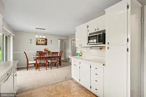 981 Oriole Drive Apple Valley MN 55124