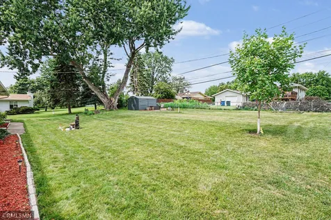 981 Oriole Drive Apple Valley MN 55124