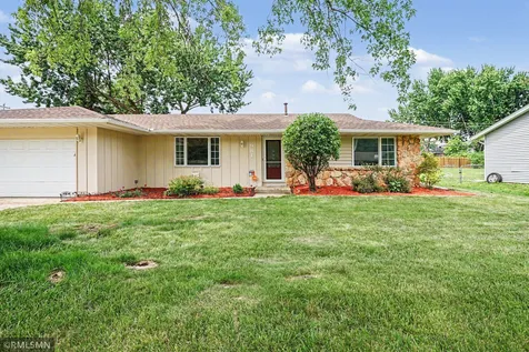 981 Oriole Drive Apple Valley MN 55124