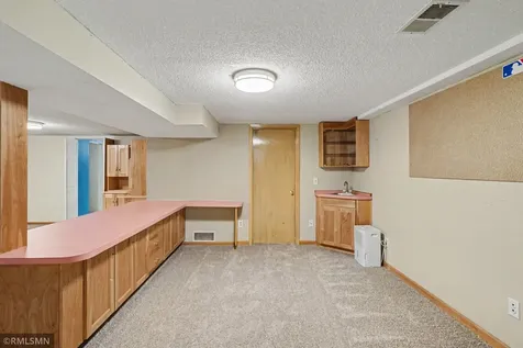 981 Oriole Drive Apple Valley MN 55124