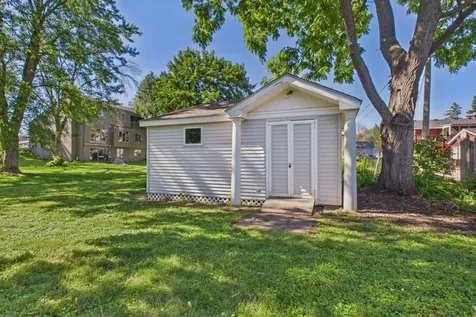 224 W 78th Street Chanhassen MN 55317