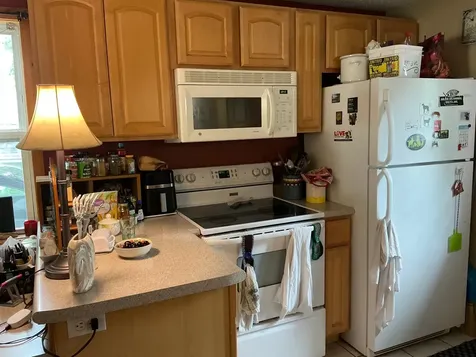1912 N 6th Avenue N Moorhead MN 56560