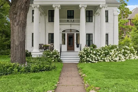 223 Walnut Street Saint Paul MN 55102