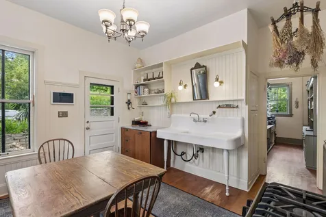 223 Walnut Street Saint Paul MN 55102