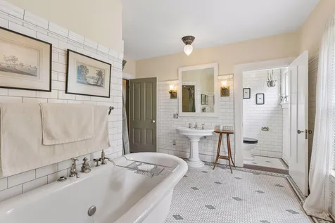 223 Walnut Street Saint Paul MN 55102