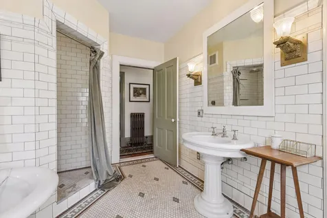 223 Walnut Street Saint Paul MN 55102