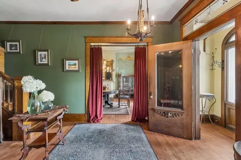 223 Walnut Street Saint Paul MN 55102