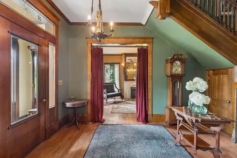 223 Walnut Street Saint Paul MN 55102