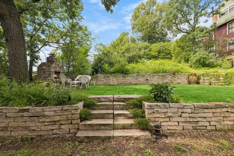 223 Walnut Street Saint Paul MN 55102