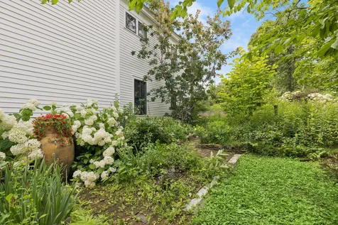 223 Walnut Street Saint Paul MN 55102
