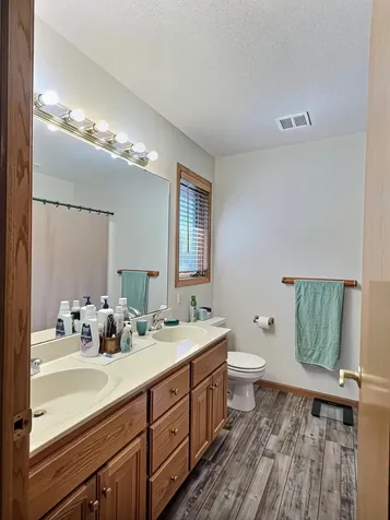 1051 County Road 39 NW Monticello MN 55362