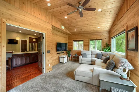 17141 Jefferson Court Lakeville MN 55044