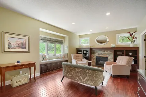 17141 Jefferson Court Lakeville MN 55044