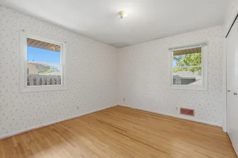 2122 Mesabi Avenue North Saint Paul MN 55109