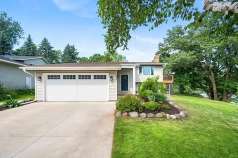 4806 Shevlin Court Eagan MN 55122