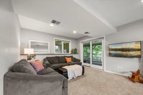 4806 Shevlin Court Eagan MN 55122