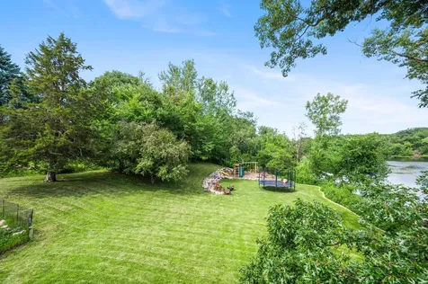 4806 Shevlin Court Eagan MN 55122