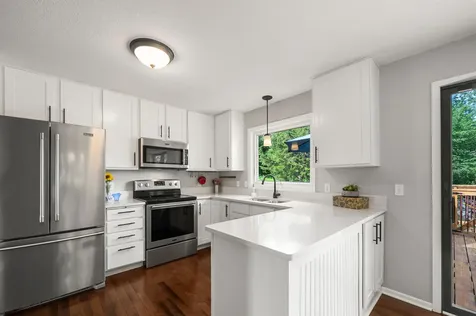 4806 Shevlin Court Eagan MN 55122