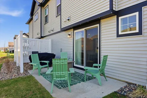 5245 Long Pointe Pass Woodbury MN 55129