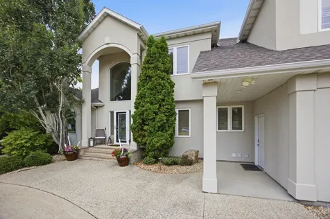 4825 Meadow Creek Drive S Fargo ND 58104