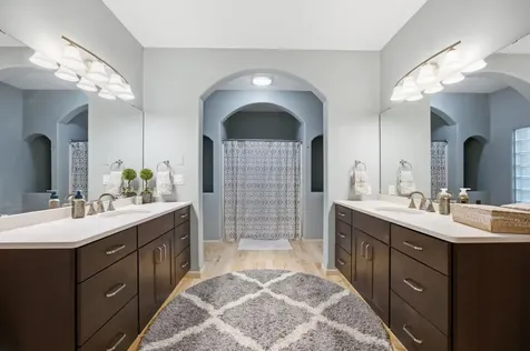 4825 Meadow Creek Drive S Fargo ND 58104