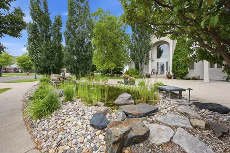 4825 Meadow Creek Drive S Fargo ND 58104