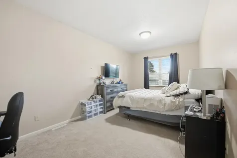 4825 Meadow Creek Drive S Fargo ND 58104