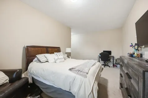 4825 Meadow Creek Drive S Fargo ND 58104